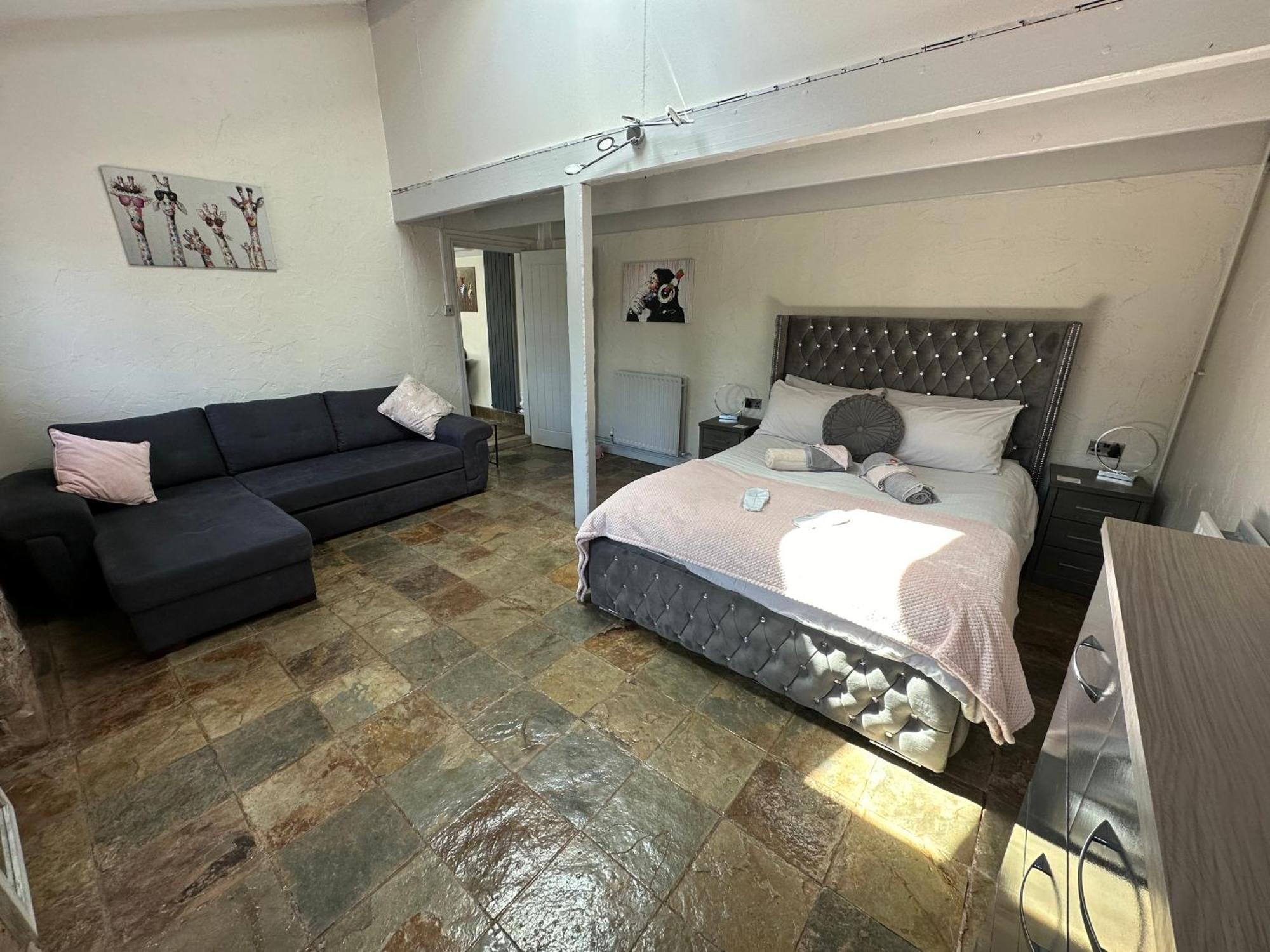 Dwylig Isa Holiday Cottages Rhuddlan Esterno foto