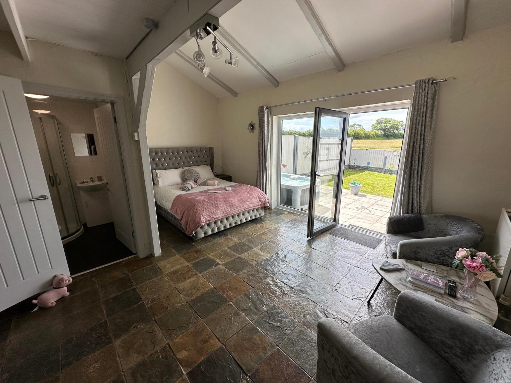 Dwylig Isa Holiday Cottages Rhuddlan Esterno foto